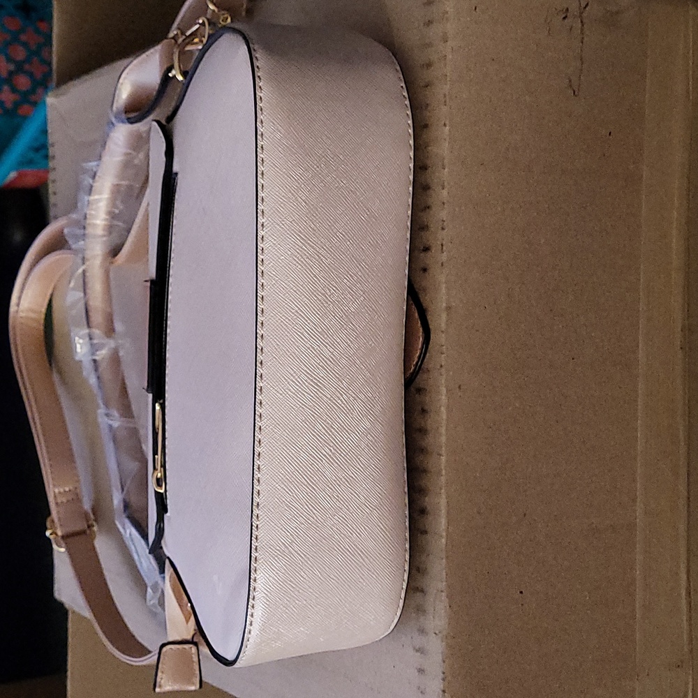 New Rose Gold purse - Picture 4 of 6